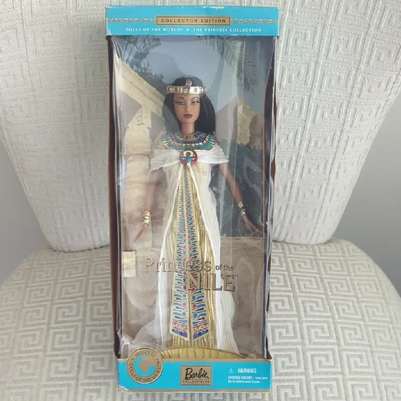 Barbie Princess of the Nile in White and Gold - Picture 3 of 12